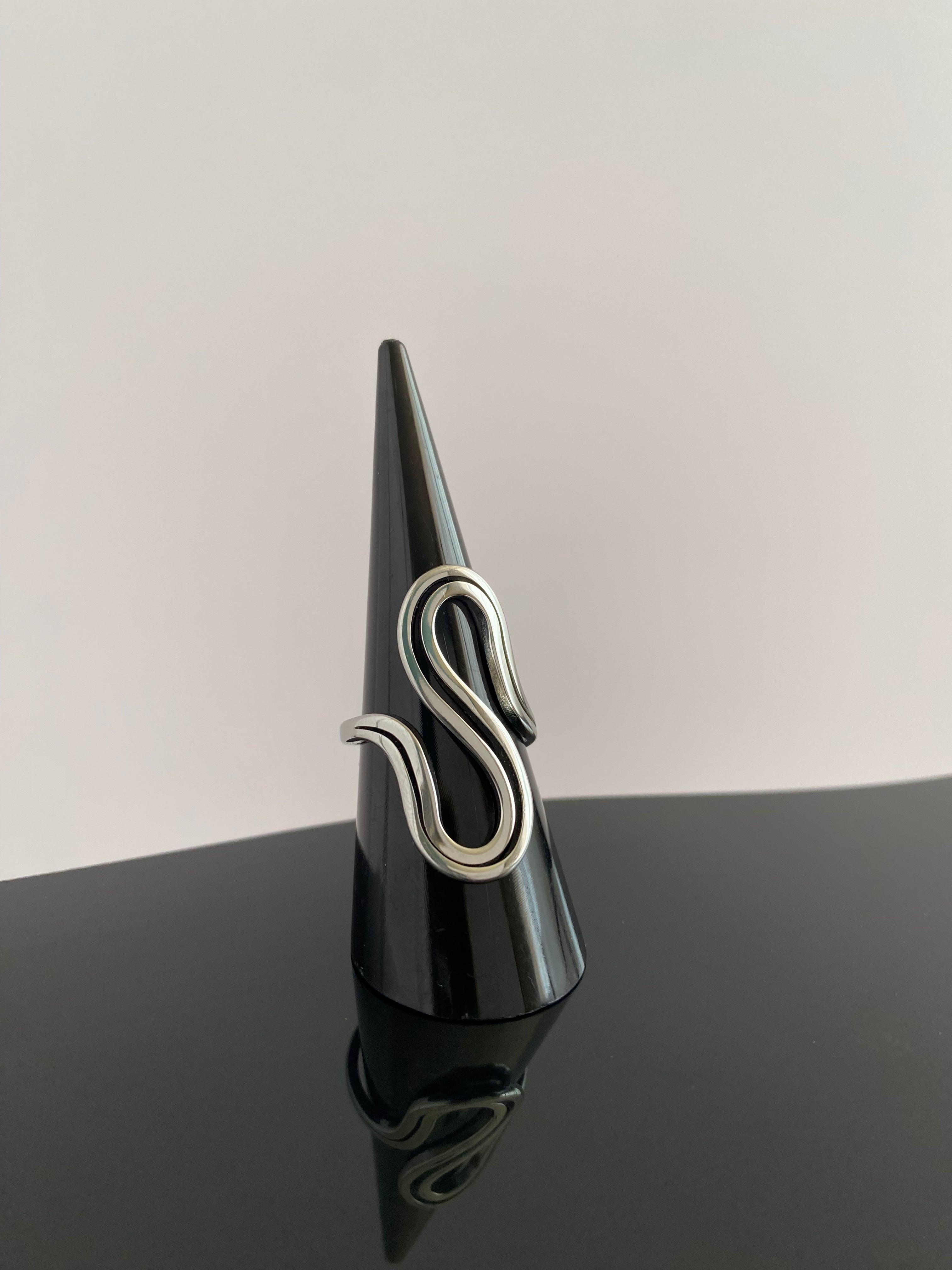 Anillo Slither