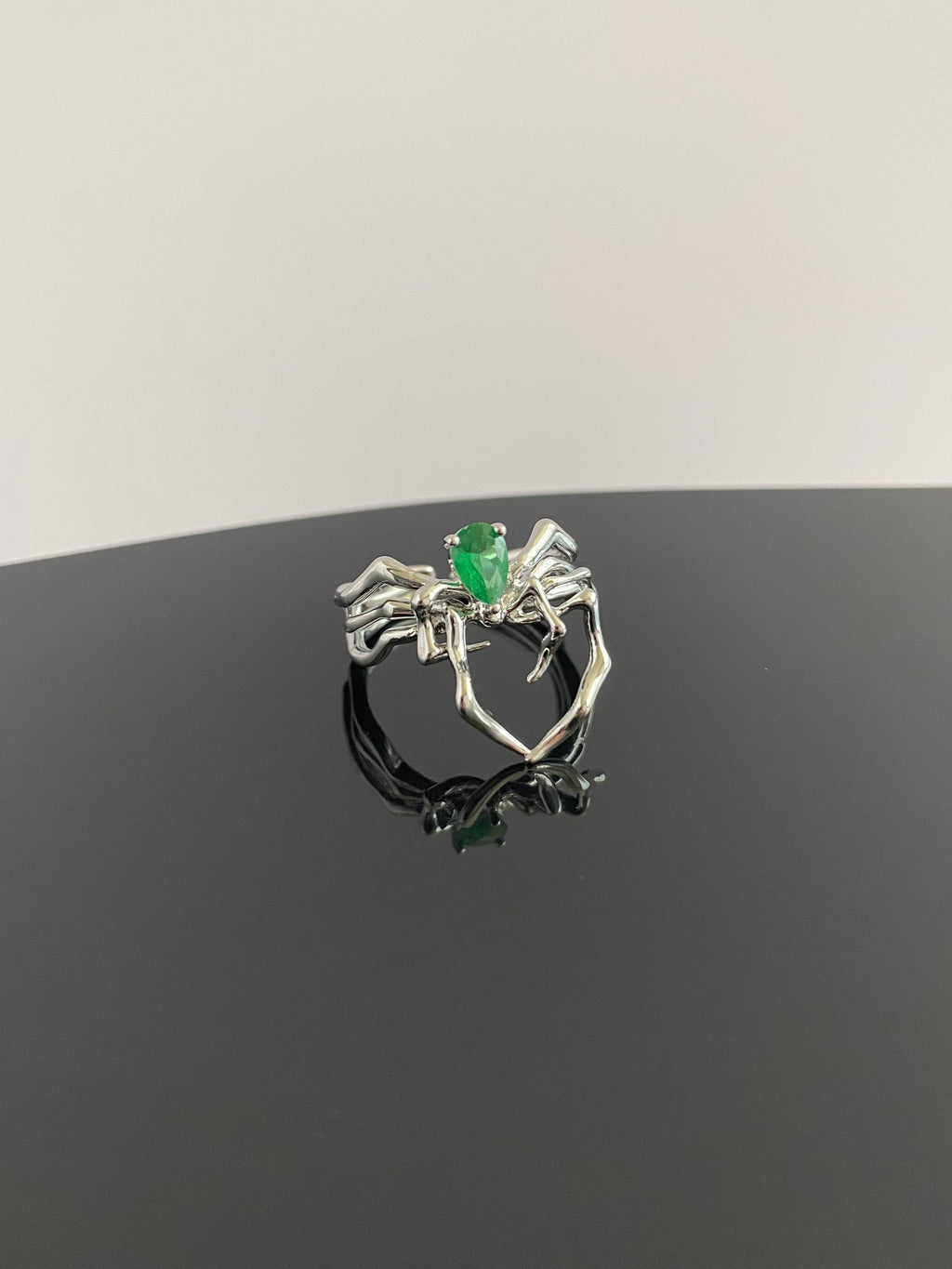 Anillo Venom