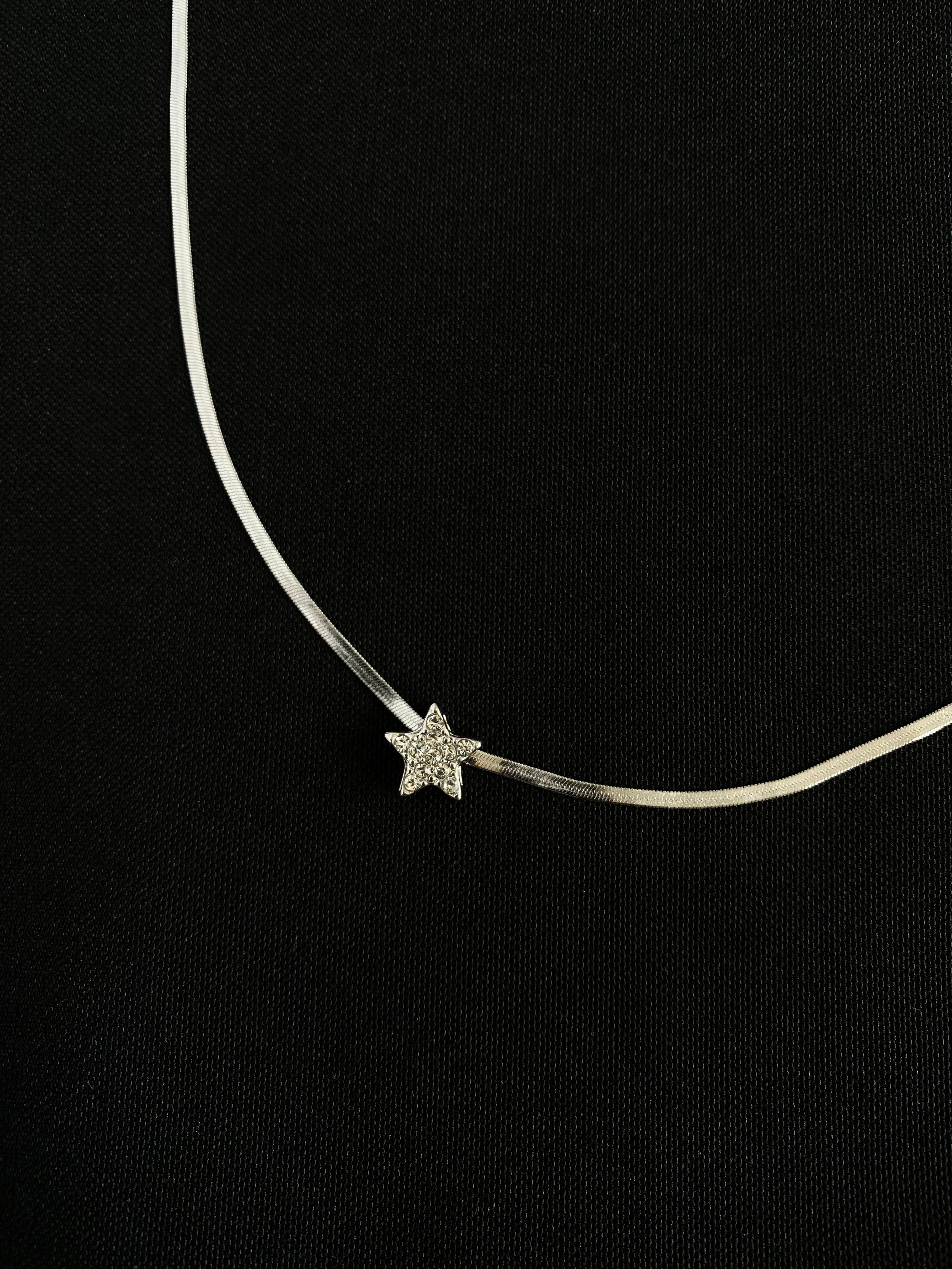 Collar Lyra